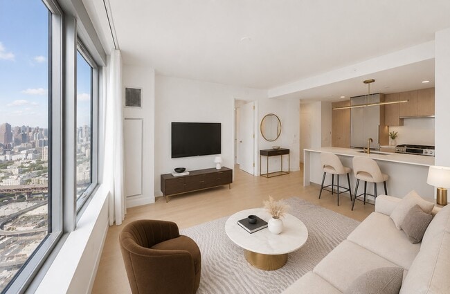 Photo - 3 Ct Square W (Queens, NY) Apartment
