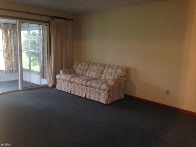 Foto del edificio - 5132 Green Meadow Rd
