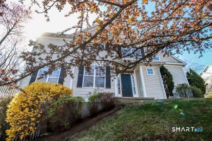 Foto del edificio - 26 Woodcrest Ln