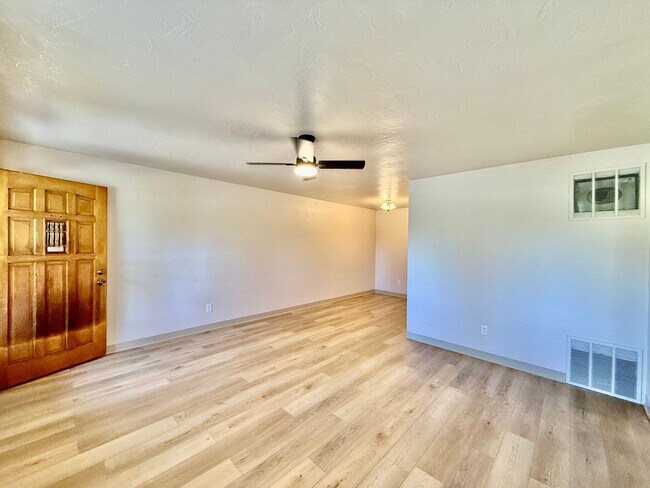 Foto del edificio - 1304-1308 E Pikes Peak Ave