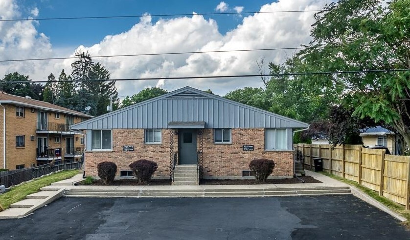 Primary Photo - 3506 Harrison Ave