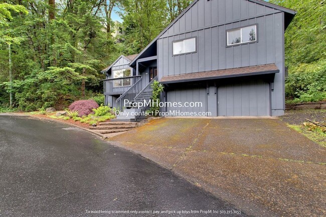 Building Photo - Sylvan Highlands Three-Bedroom Haven with ...