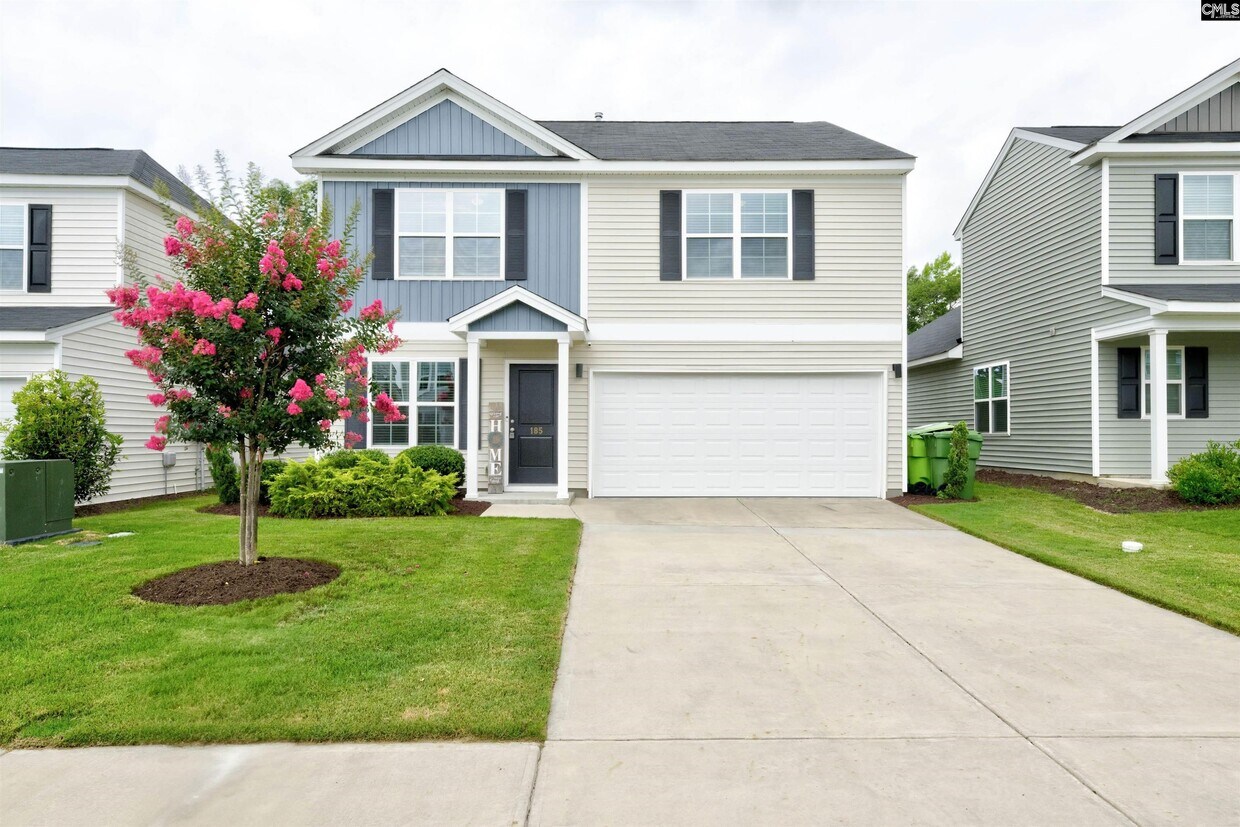 Foto principal - 185 Windfall Rd