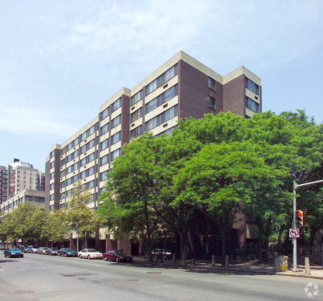 Building Photo - 115-185 Dwight St