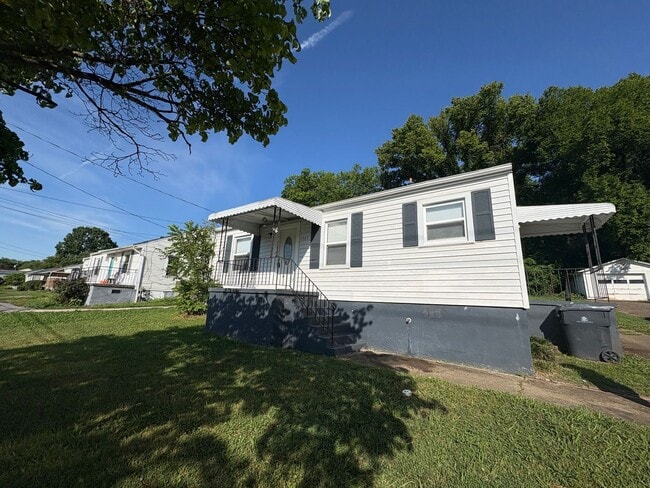 Photo - 1307 E Moody Moody Ave, Knoxville, TN 37920 House