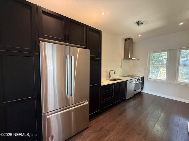 Foto del edificio - 1733 Memorial Park Terrace