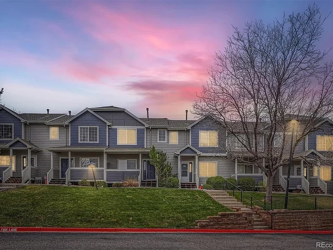 Building Photo - 19213 E Idaho Dr