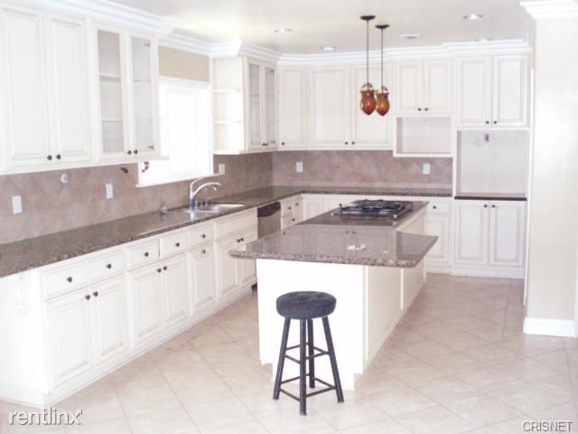 Building Photo - 4 br, 3 bath House - 17927 Bullock St