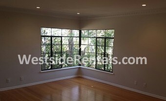 Foto principal - 8417 Fountain Ave