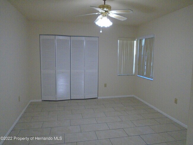 Building Photo - 8037 Picketts Ct