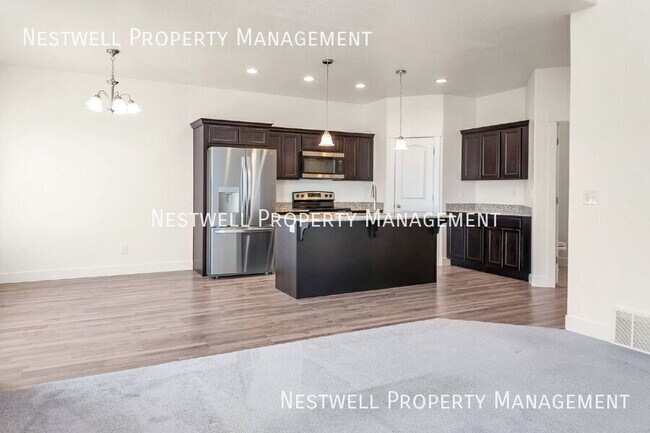 Foto del edificio - 989 W Coral Charm Wy