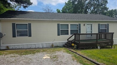 Building Photo - 135 Nova Ln