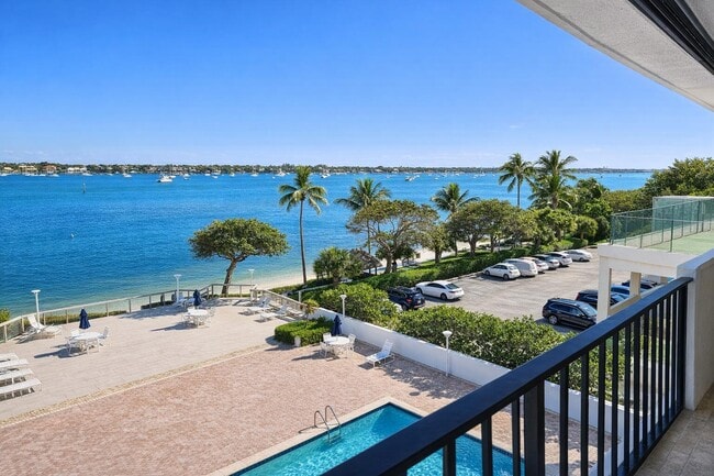Foto del edificio - 5600 N Flagler Dr