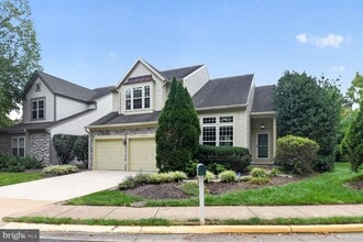 Building Photo - 12525 Fox View Way