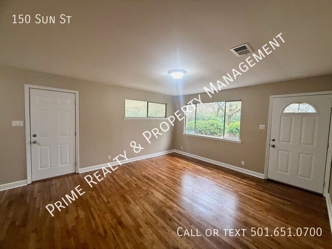 Building Photo - 150 Sun St