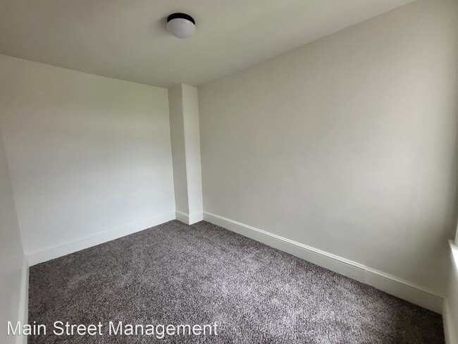 Foto del edificio - 4 br, 1.5 bath House - 436 Valley Road