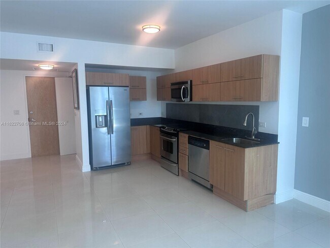 Foto del edificio - 350 S Miami Ave