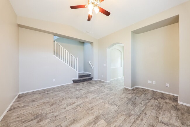 Building Photo - 2432 W Dusty Wren Dr
