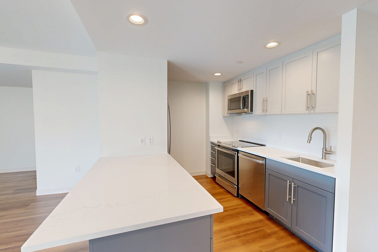 Photo - Watermark Kendall West Apartments