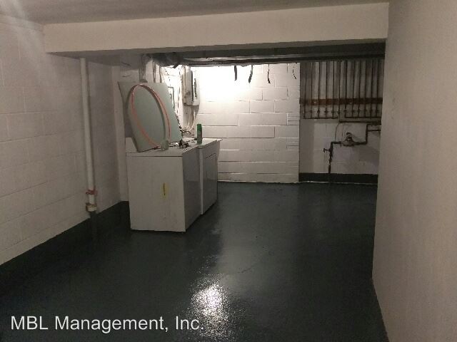Foto del edificio - 22975 Fairmount Blvd