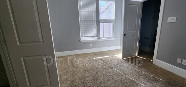 Building Photo - 1405 Patterson St