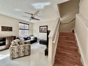 Foto del edificio - 2879 NE 185th St