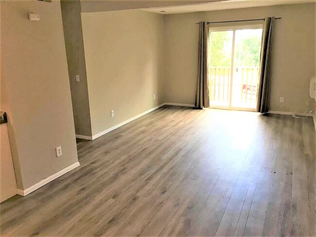 Foto del edificio - 16359 W 10th Ave