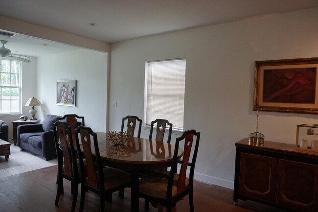 Foto del edificio - 5830 SW 47th St