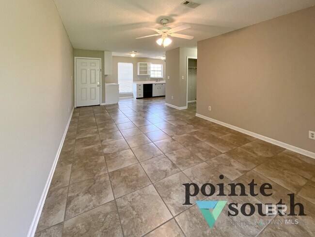 Building Photo - 6360 -B Schoel Ln