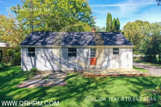 Building Photo - 5068 Roberts Dr