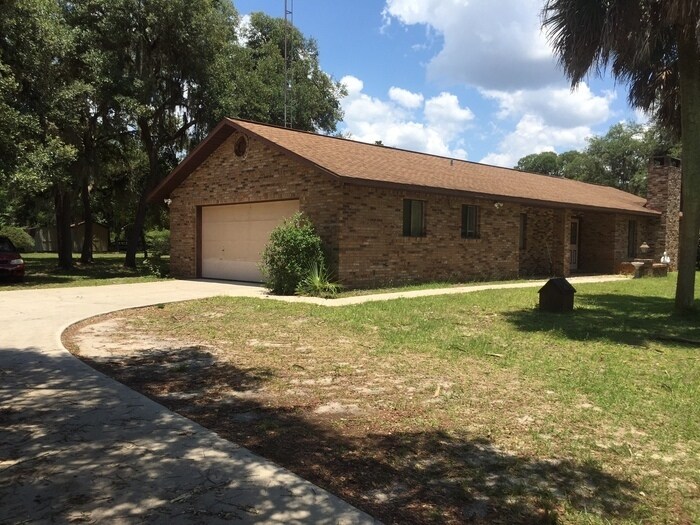 Building Photo - 5461 SW 31st St