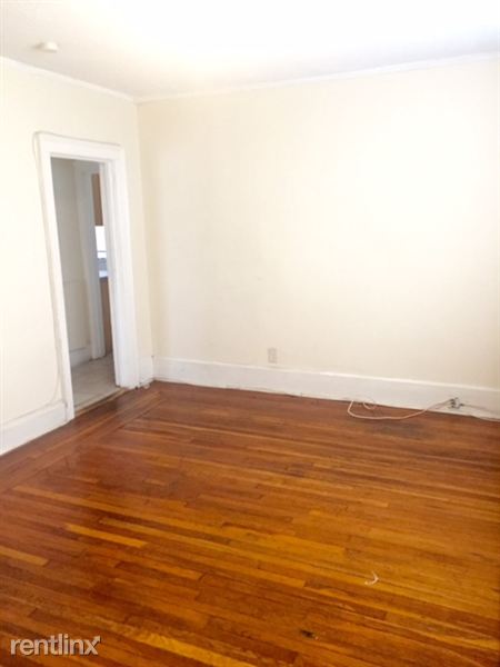 Building Photo - 117 Pendleton St