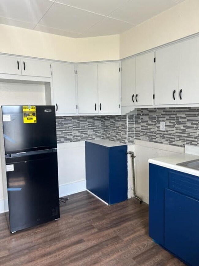 Foto del edificio - 1843-1845 W 3rd St