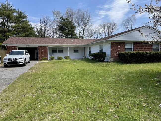 Foto del edificio - 113 Wedgewood Dr