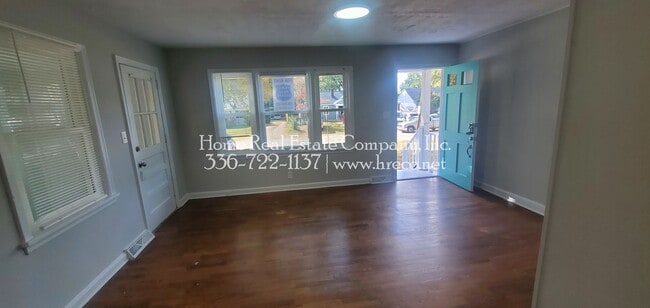 Photo - 2711 Sink St House