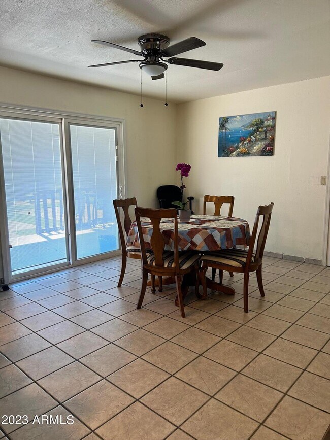 Foto del edificio - 1255 W Tulsa St