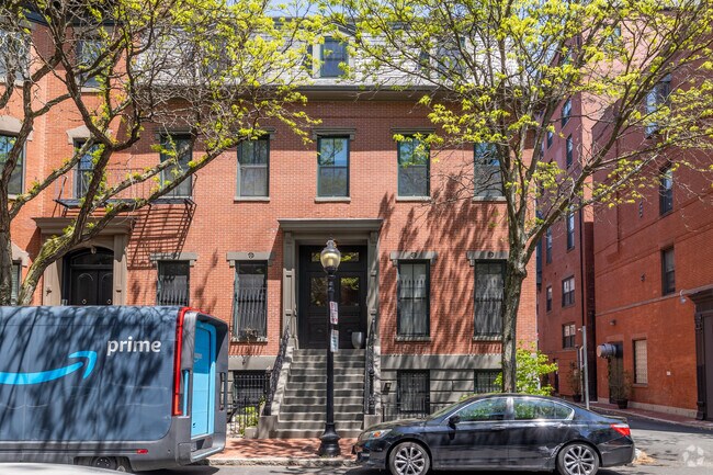 Exterior - 17-21 Worcester Sq