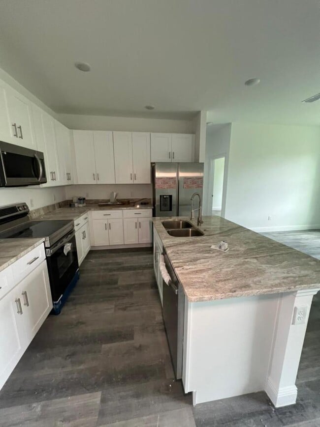 Building Photo - 1114 Perpignan Ct