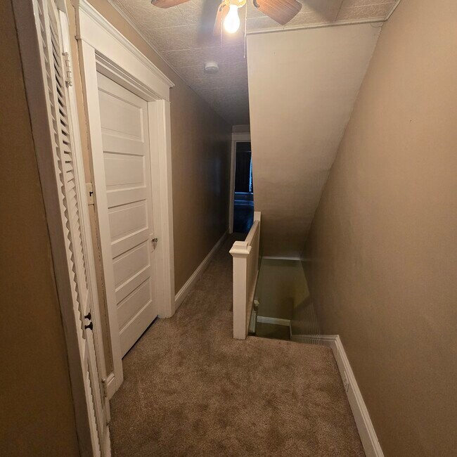 Foto del edificio - 814 Wayne Ave