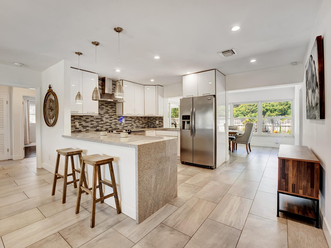 Primary Photo - 3122 Pierson Dr