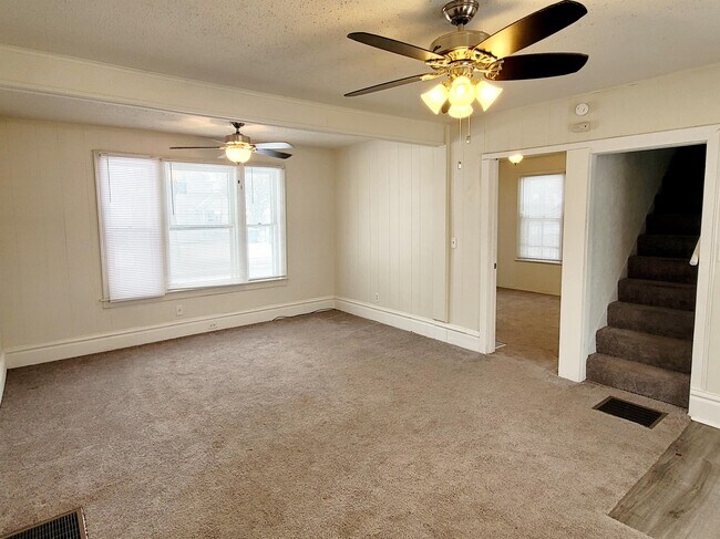 Foto del edificio - 958 Park St SW