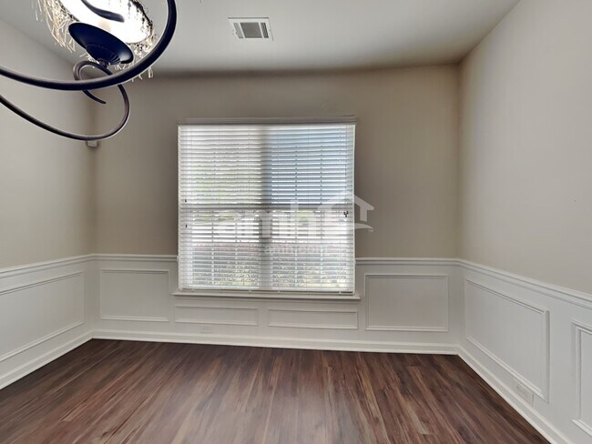Building Photo - 1500 Woodberry Ct
