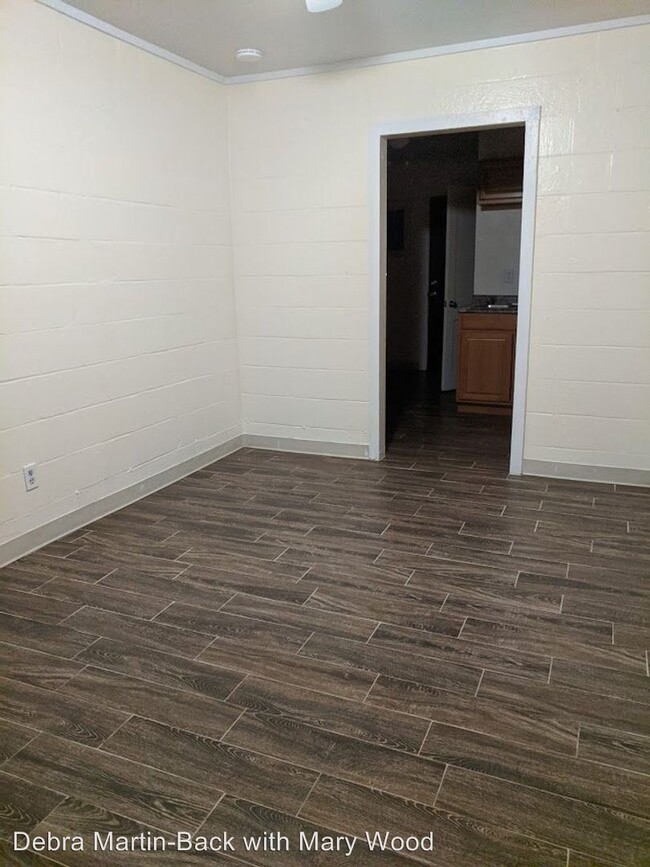 Foto del edificio - 2 br, 1 bath House - 1313 SE 3rd Avenue