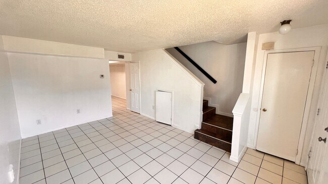 Foto del edificio - 122 Lori Anne Ln