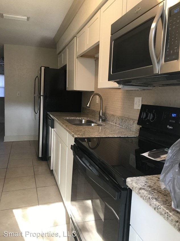 Primary Photo - 2 br, 1 bath House - 137 E Patterson Street