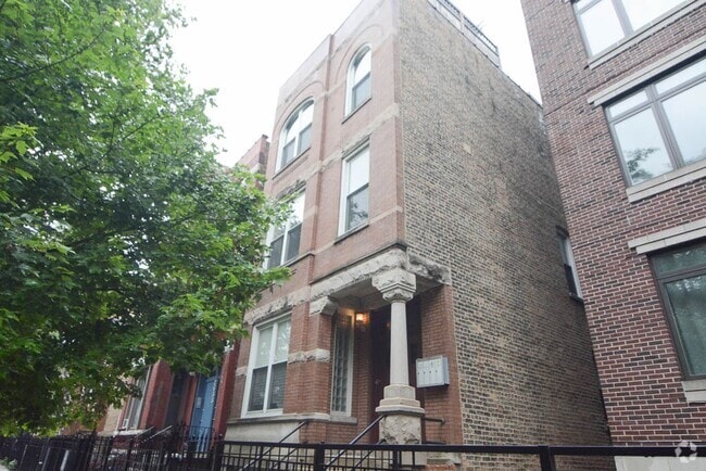 Building Photo - 2637 W Potomac Ave