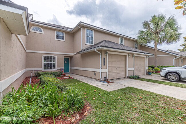 Foto del edificio - 2315 Wood Hollow Ln