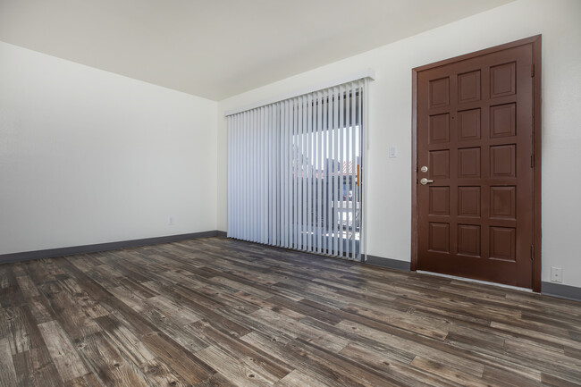 Spacious Living Rooms | Las Brisas Apartments in Albuquerque, NM - Las Brisas