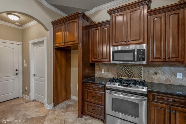 Foto del edificio - 721 St Martin Ln