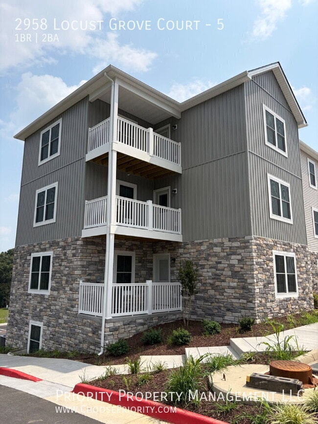 Building Photo - 2958 Locust Grv Ct
